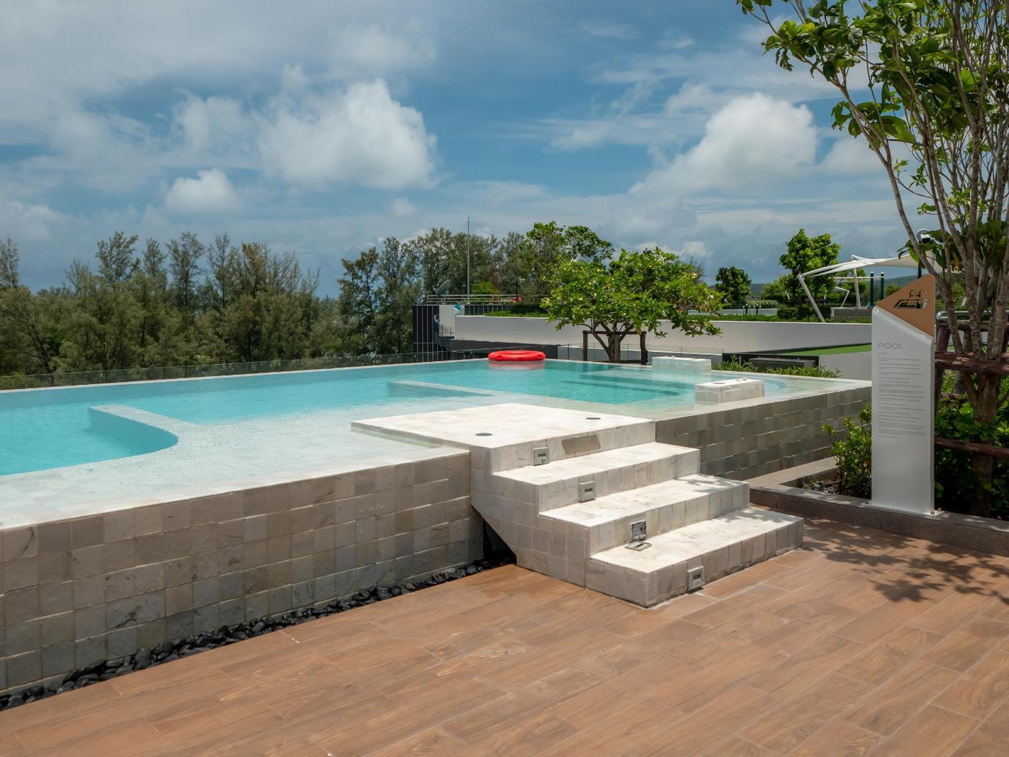 อพาร์ทเม้น Laguna Skypark New Brand Phuket